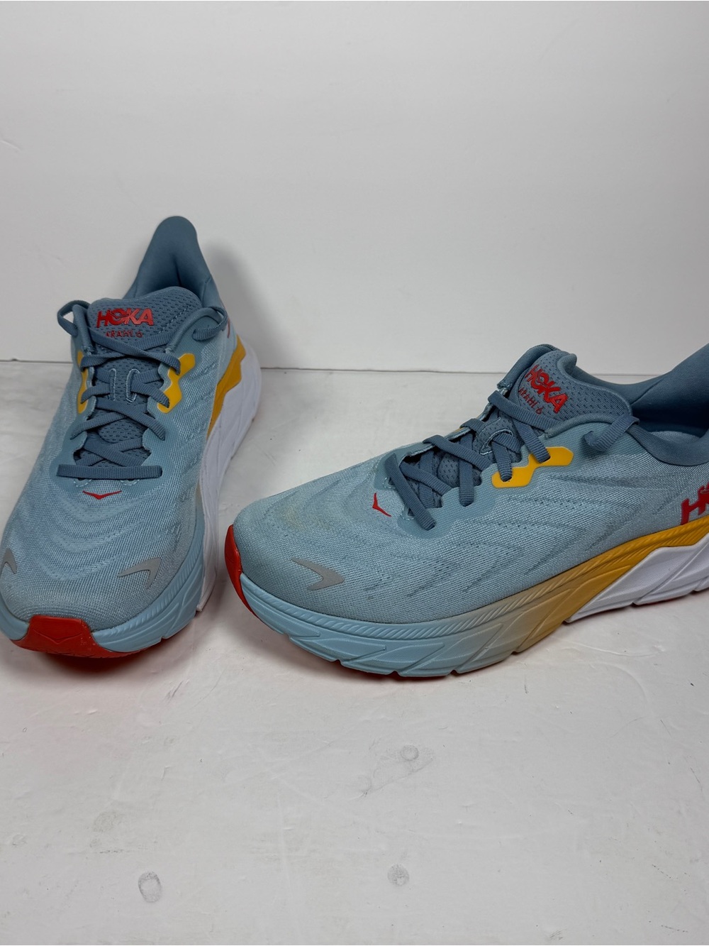 Hoka One One Arahi 6 Summer Song Mountain Spring Mens 8D Womens 9.5 Running Shoe